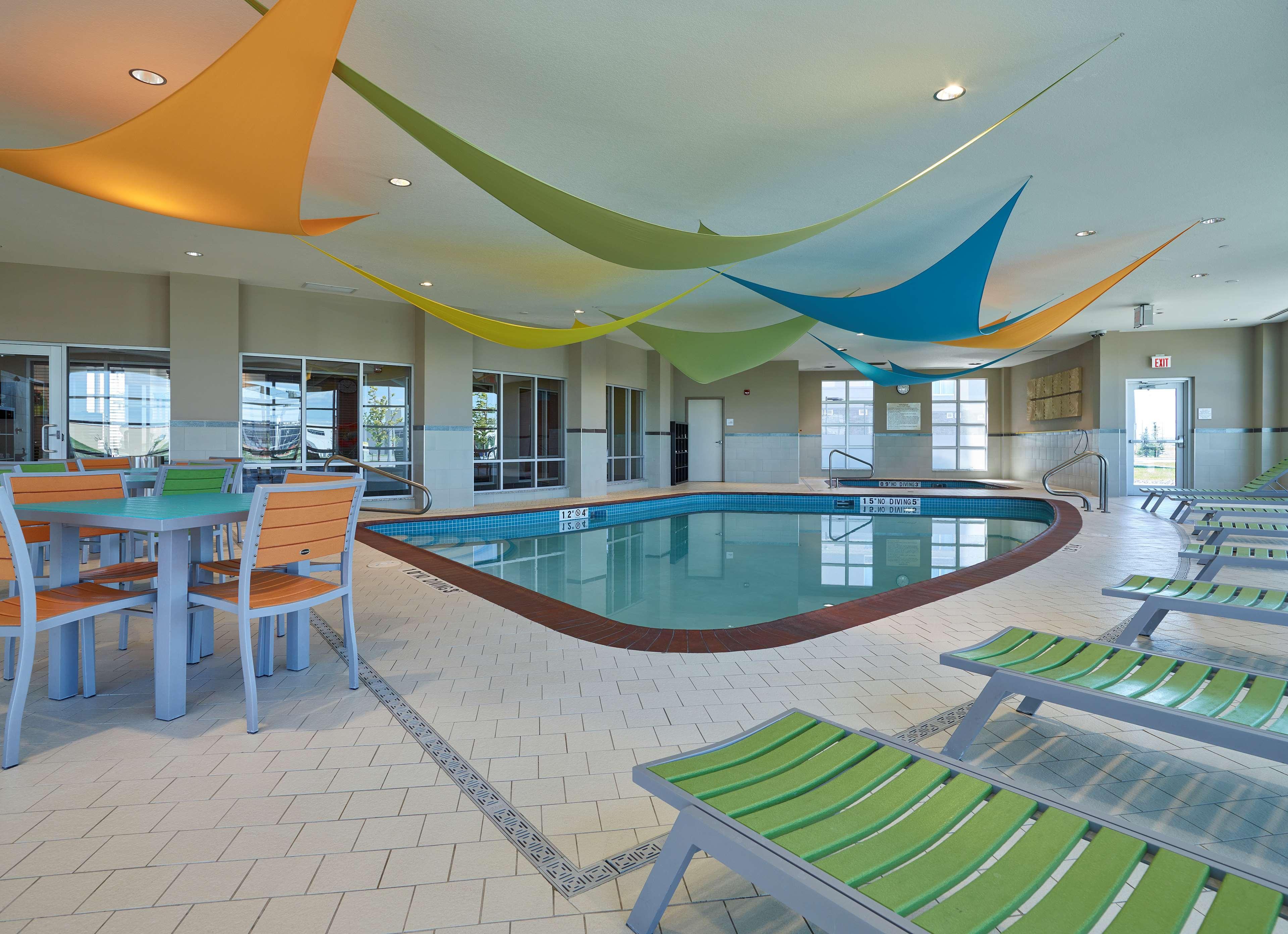 Hampton Inn By Hilton Calgary Airport North Zewnętrze zdjęcie
