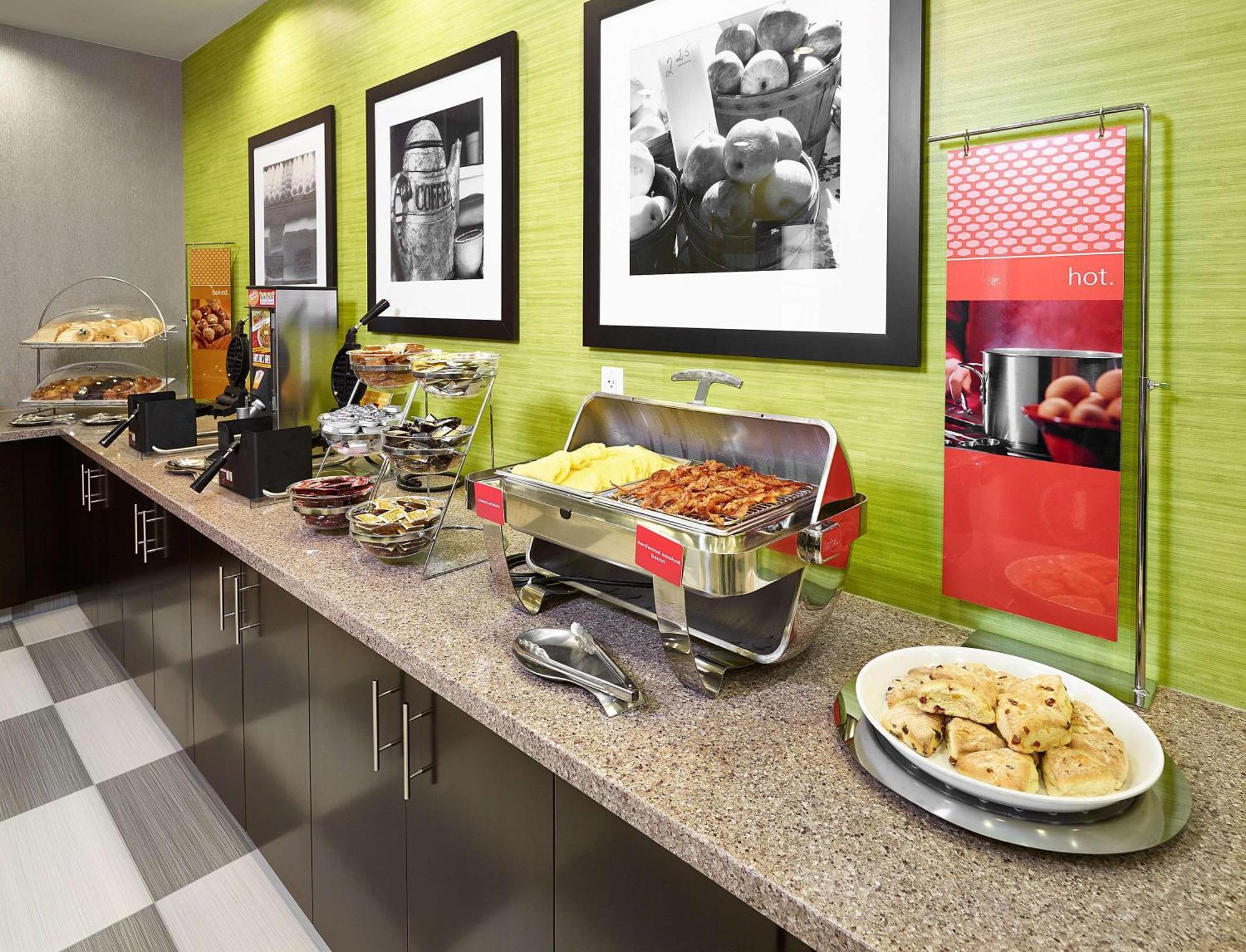 Hampton Inn By Hilton Calgary Airport North Zewnętrze zdjęcie